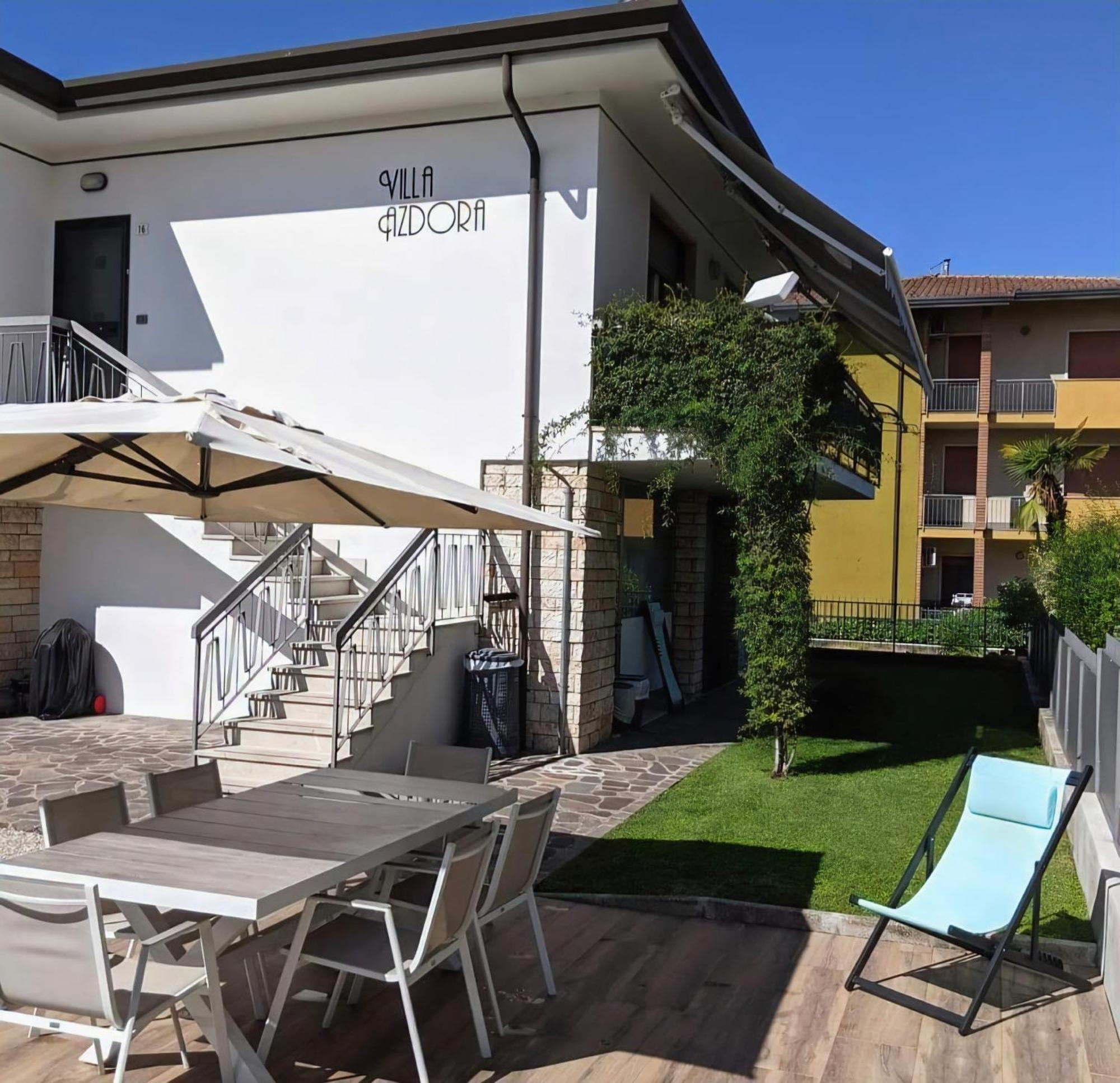 Villa Azdora Peschiera del Garda Esterno foto